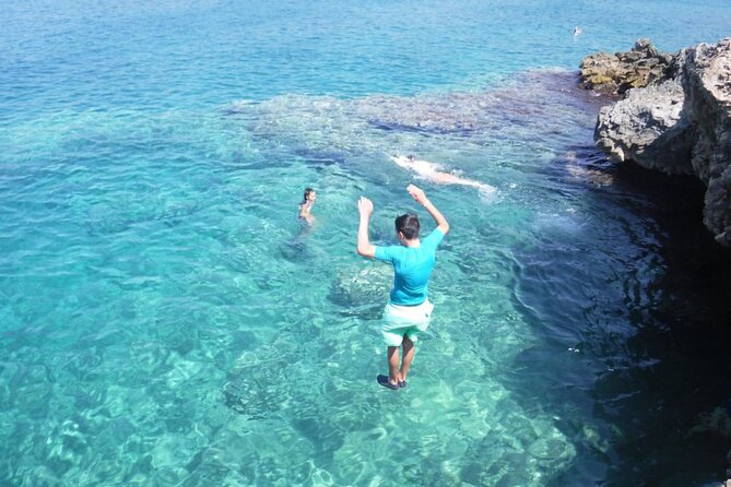 Porto Selvaggio kayak tour + cliff diving + cold spring immersion - Beginner coaching: what you’re taught and what you should expect on the water