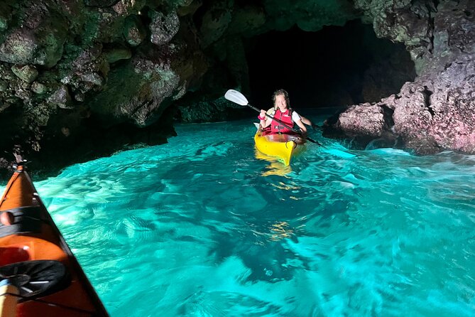 Porto Selvaggio kayak tour + cliff diving + cold spring immersion - Choosing a single vs double kayak without surprises