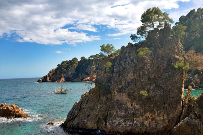 Private Costa Brava Kayak Experience with Snorkel from Barcelona - From Barcelona to the wild coast: that minivan start matters
