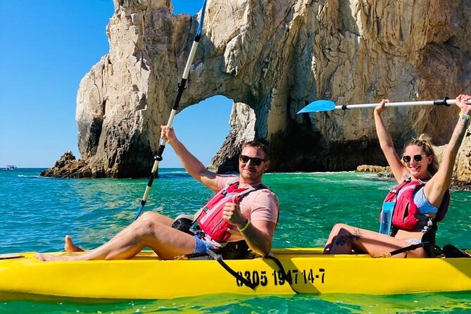 Private Los Cabos Arch & Playa del Amor tour by Glass bottom kayak - Meeting point and pickup: how to not lose time in Cabo