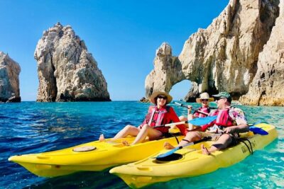 Private Los Cabos Arch & Playa del Amor tour by Glass bottom kayak - The 2.5-hour flow: what you’ll actually do in order