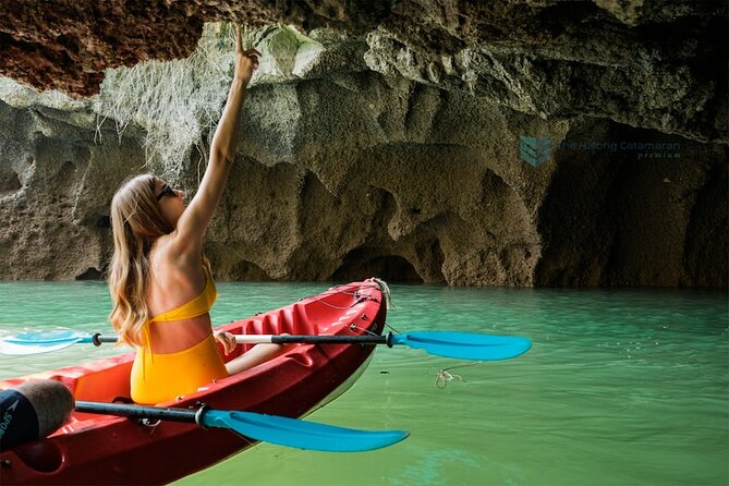 PRIVATE TOUR HALONG BAY ONE DAY with Cave, Kayaking, Bamboo Boat - Kayaking and bamboo boat: the quiet water moments