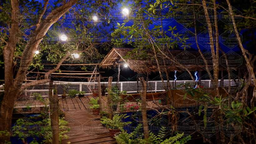 Puerto Princesa: Firefly Watching Paddle Boat Tour & Dinner - Swag Restaurant Dinner Before the Lights Turn On