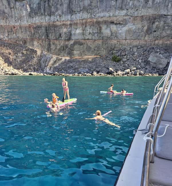 Puerto Rico, Gran Canaria: boat trip, drinks, food, paddle surfing, snorkeling - Price and value: why $56 feels fair here