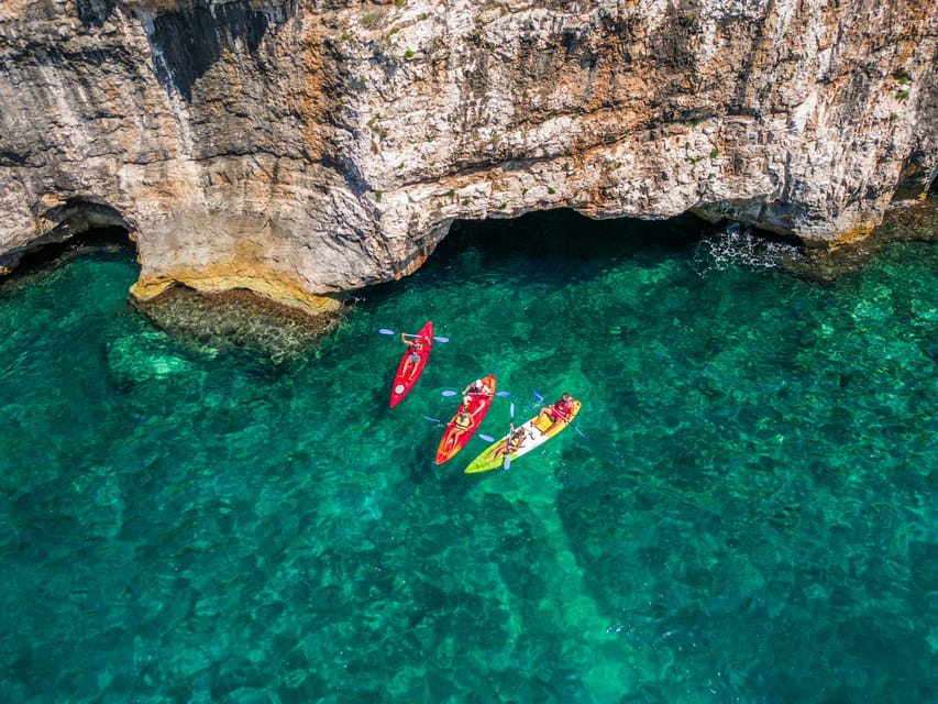 Pula: Kayak Adventure with Cave & Island Snorkeling - The first paddle: Grotta di quarzo and a quick photo moment