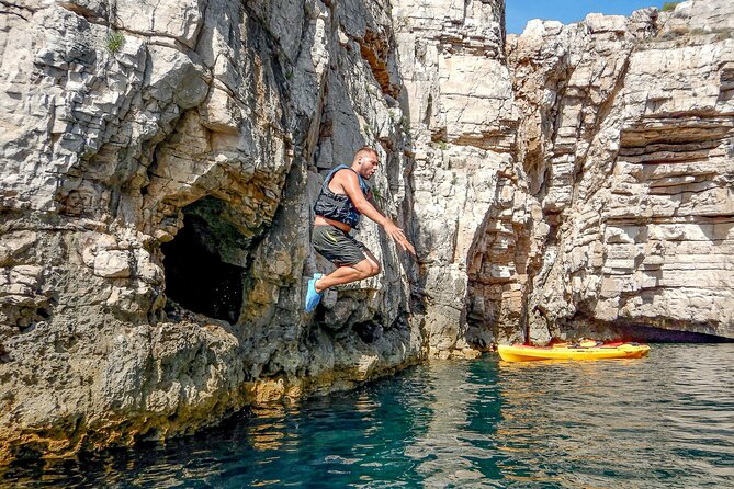 Pula Kayak, Cliffs & Snorkeling Adventure - Key things that make this kayaking day work