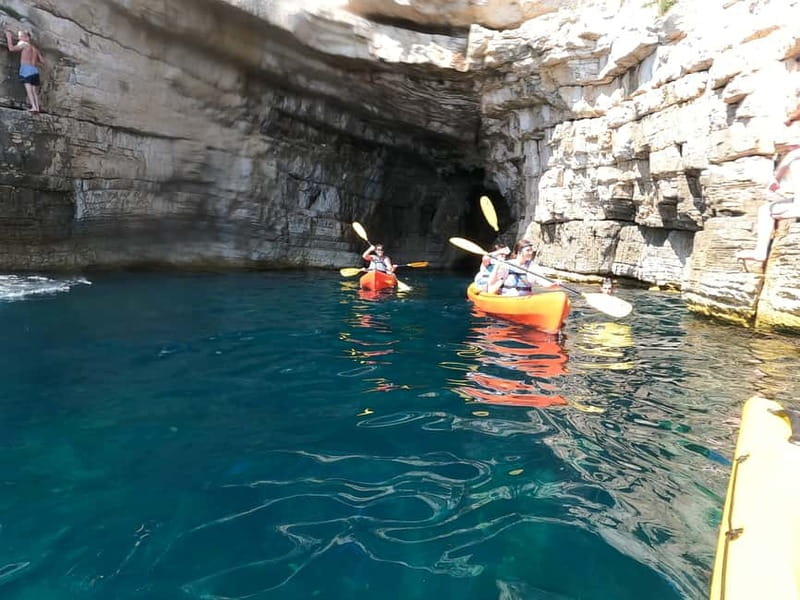 Pula: Kayak Tour, Cliff Jumping, Snorkeling & GoPro Pictures - Big Mama Beach Bar start: gear up and get your bearings fast