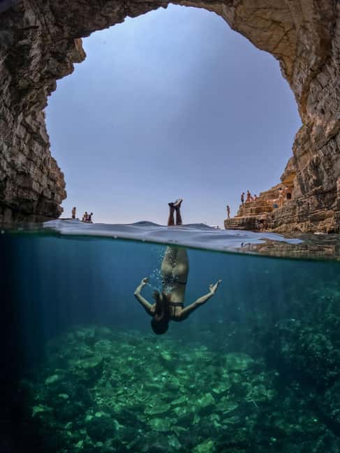 Pula: Kayaking,Snorkeling, Cliff jumping Tour with Wetsuit - Drinks, photos, and the GoPro payoff after you dry off