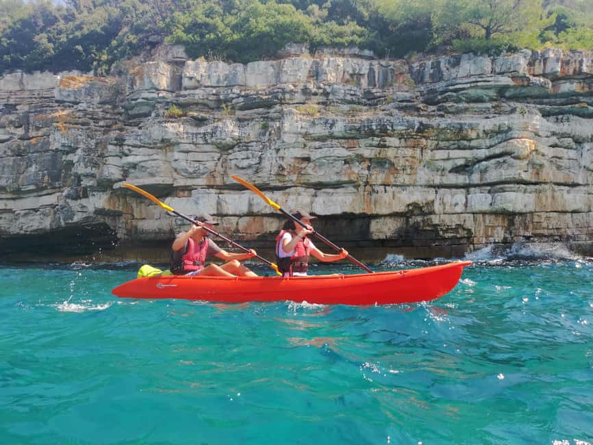 Pula: Sea Adventure – Boat, Kayak, Snorkeling & Cliff Jumps - How the cave and rocky passages are handled