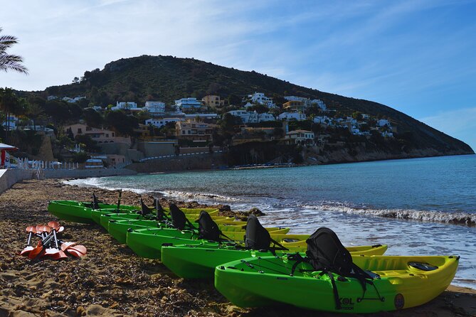 Route in Kayak Moraira - Guides like Aaron and Izan: safety, pacing, and local know-how