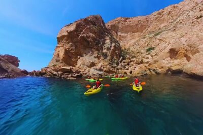 Route in Kayak Moraira - Entering the sea cave only when the sea allows