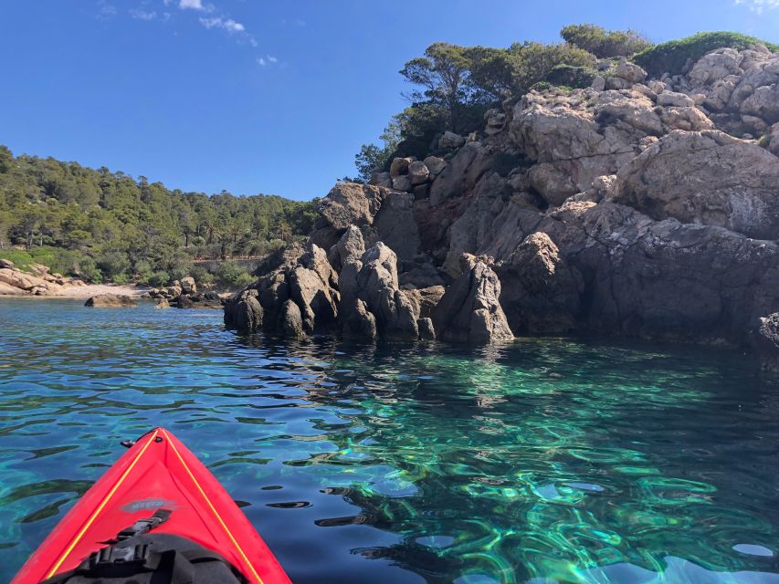 Sant Elm: Guided kayak tour to the island Dragonera - Swimming and Snorkeling Break: Included Gear, Real Time to Use It