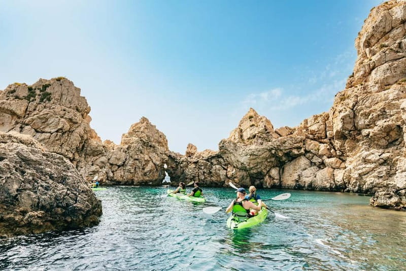 Santa Ponsa: Marine Reserve Kayak Tour - Entering the ZOEA Mallorca Base: Santa Ponsa’s Private Marina Start