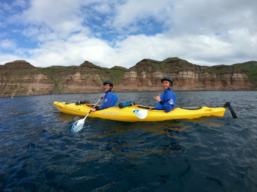 Santorini: Sea Caves Kayak Trip with Snorkeling and Picnic - The Guides and the Team: Kalliopi’s Personal Touch