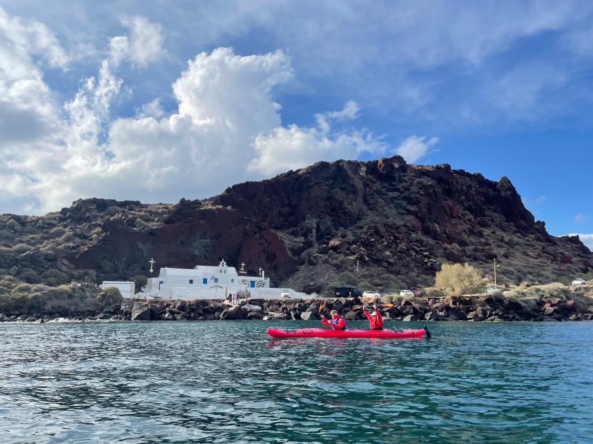 Santorini: South Sea Kayaking Tour with Sea Caves and Picnic - Guides, photos, and the small touches that raise the quality