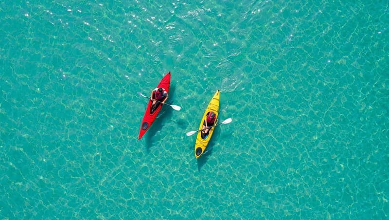 SCALA DEI TURCHI KAYAK TOUR & SNORKELING: Avventura in mare - First paddle toward the chalk cliffs: how the first 20 minutes builds confidence