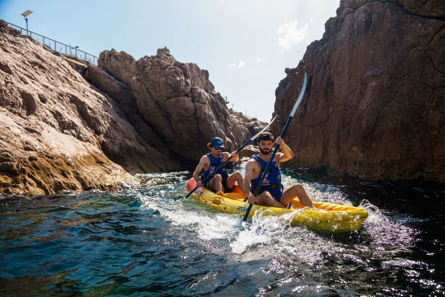 Sea kayak tour: Sète, the French pearl of the Mediterranean - Single or Double Sit-on-Top Kayaks: What Your Ride Feels Like