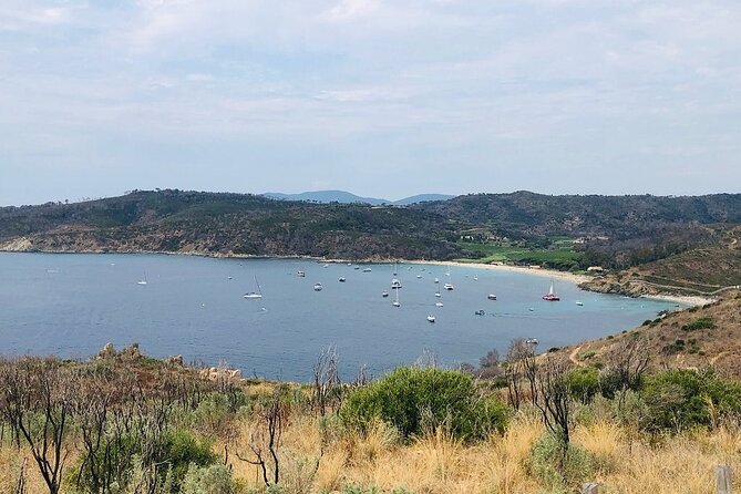 Sea kayaking in the heart of the Ramatuelle Nature Reserve - Guided hiking along the Ramatuelle coast: why you’re not stuck only on a kayak