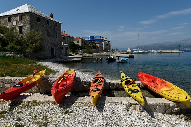 Sea kayaking Postira - Lovrečina (St.Lovre, archaeological site) - Logistics that matter: meeting point, transfers, and weather
