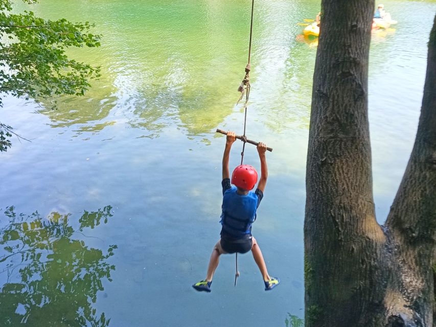 Severin na Kupi: Canoeing and Kayaking on the Kupa River - Safety briefing, paddling basics, and what the first stretch feels like