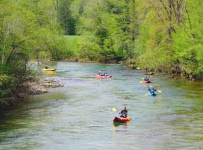 Severin na Kupi: Canoeing and Kayaking on the Kupa River - Severin na Kupi to the water: Miki Maus meeting point and the short van ride