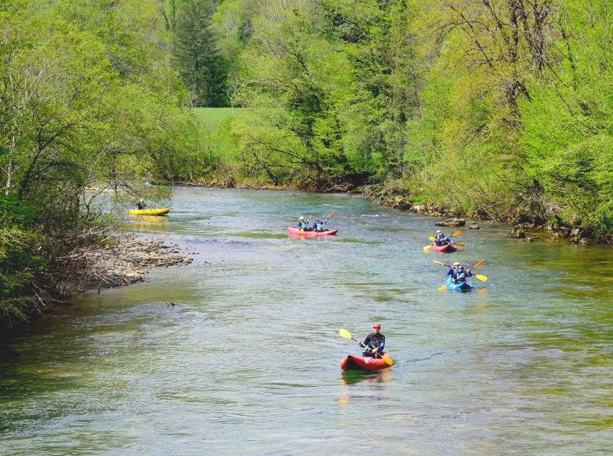 Severin na Kupi: Canoeing and Kayaking on the Kupa River - Severin na Kupi to the water: Miki Maus meeting point and the short van ride