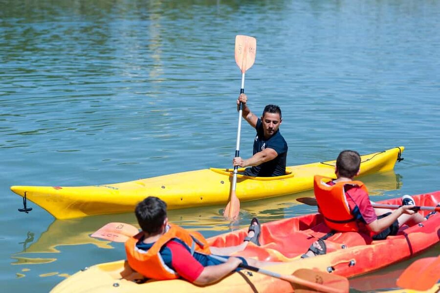 Seville: Guadalquivir River Kayaking Trip - Current, Crowds, and First-Timer Comfort Tips