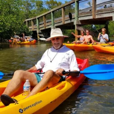 Siesta Key: Mangrove Kayak or Paddleboard Tour - From intercoastal canal to Bay: the route that keeps your eyes busy