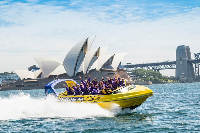 Single Kayak Hire - 4 Hours - The views and stops: why Quarantine/Q Station and nearby beaches are such a big deal