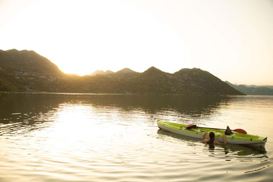 Skadar Lake: Individual Kayaking, hidden canals and swimming - Solo Kayaking on Skadar Lake: Why This One-Hour Trip Works