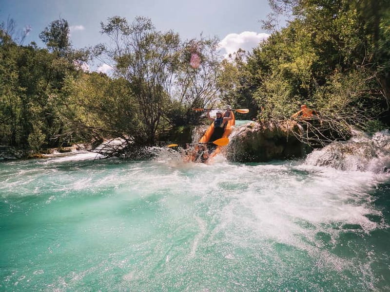 Slunj: River and Waterfalls Kayaking on Mrežnica river - Milkovića slap: the waterfall moment where the trip turns into adrenaline