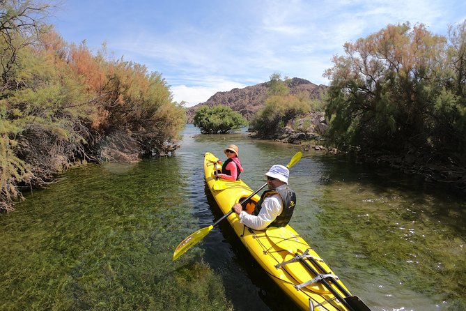 Small-Group Emerald Cave Kayak Tour on Colorado River - Emerald Cave’s Green Reflection: How Light Changes What You See