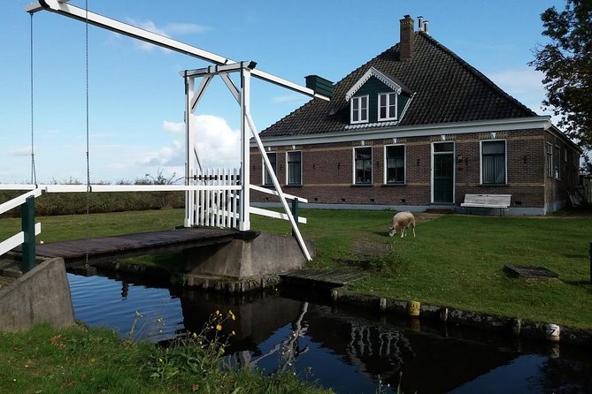 Small-Group Guided Sunset Canoe Tour in Waterland with Dinner - Canoeing Waterland: Easy Waters, Real Quiet, Big Sky Moments