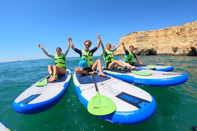 Small Group Kayak Experience In Benagil Cave with 4K Photos - Reaching Benagil Cave: The Included 4K Photo Moment