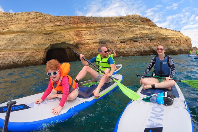 Small Group Kayak Experience In Benagil Cave with 4K Photos - Group Size, Pacing, and Avoiding the Cave Traffic