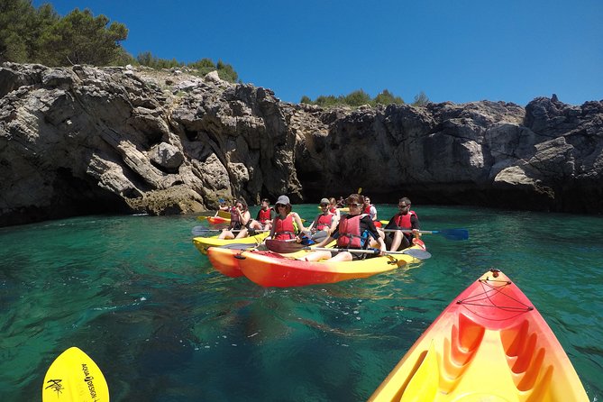 Small Group Kayak Tour along Sesimbra - Arrábida Natural Park - Caves, Arches, and Close-Up Seascapes
