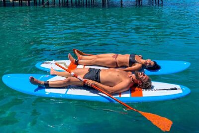 Small group paddle boarding tour to Bagni Regina Giovanna - Your first-time SUP lesson: how the guides help you stand up and stay calm