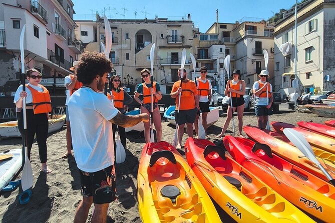 Small groups Kayak tour from Sorrento to Bagni Regina Giovanna - Marina Grande to Bagni Regina Giovanna: the simple idea that works