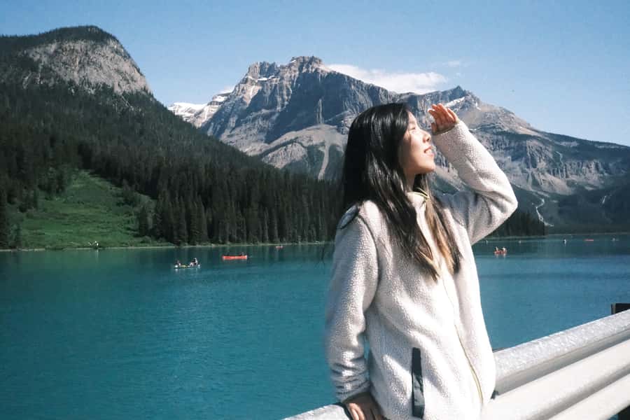 Small Grp: Emerald Lake (Optional Canoe) & Takakkaw Falls - Where you start matters: pickup options in Calgary, Canmore, and Banff