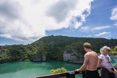 Snorkeling and Kayaking Tour at Angthong Marine Park by Speedboat from Koh Samui - The speedboat run: quick, scenic, and sometimes bumpy