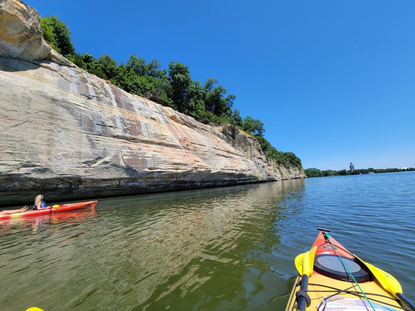 Starved Rock State Park: Guided Kayaking Tour - Scheduling options: standard dates vs. private groups