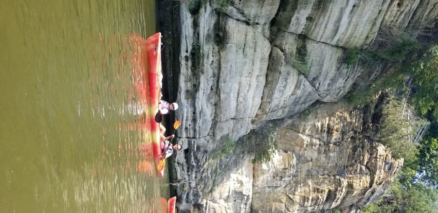 Starved Rock State Park: Guided Kayaking Tour - Price and value at $74 per person
