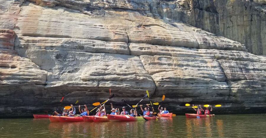 Starved Rock State Park: Guided Kayaking Tour - Two hours on the Illinois River: what your paddle time is really like