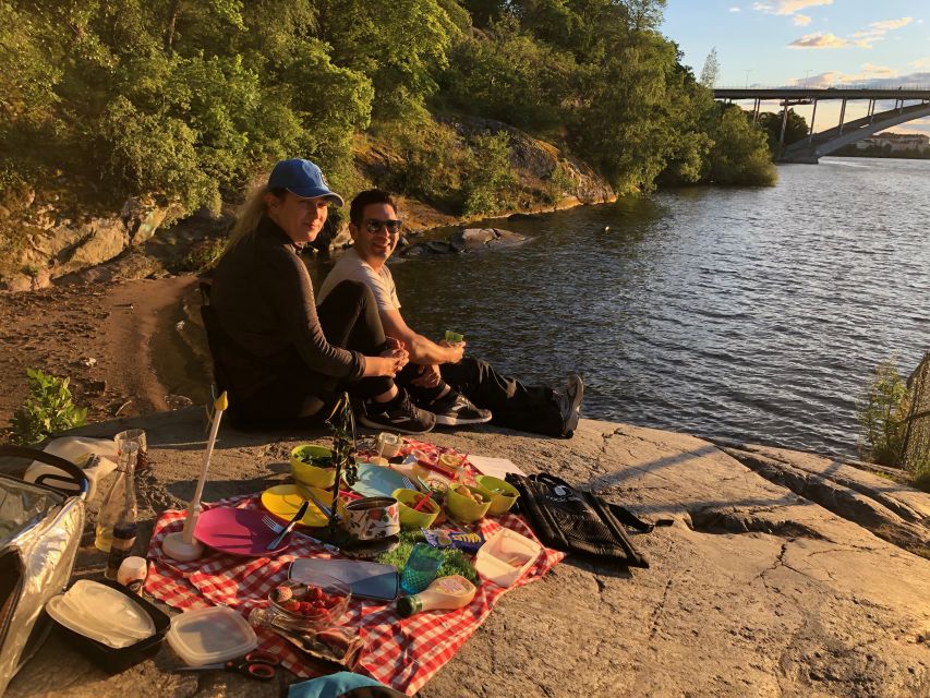 Stockholm: Guided Kayak City Tour & Optional Midsummer Meal - Price and Value: Is $76 Worth It?