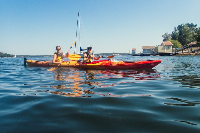 Stockholm: Kayaking tour around Vaxholm Archipelago with Fika - Norrhammen Fishing Cottages and the Sweet Side of Island Life