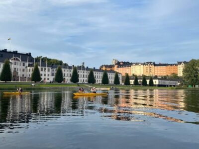 Stockholm: Sunset Kayak Tour in the City + Swedish Fika - Meeting at Rålis Kayak and getting your paddle-ready
