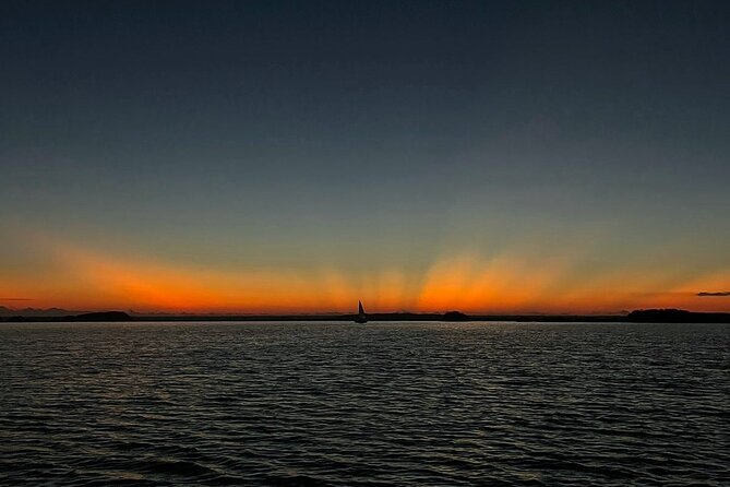 Sunrise on Paddleboard with breakfast in the lagoon of 7 colors - Why This Sunrise Paddleboard Moment Works in Bacalar