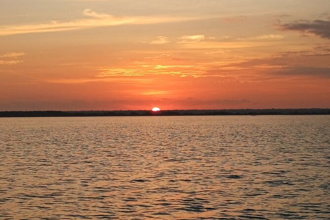 Sunrise on Paddleboard with breakfast in the lagoon of 7 colors - The 6:00 am Start: What to Expect from a Real Sunrise Trip