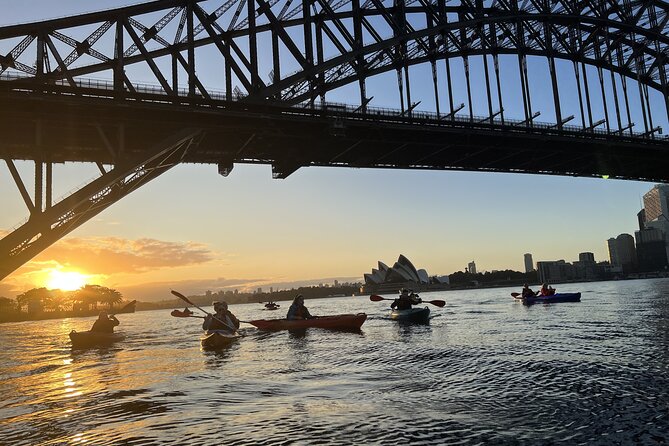 Sunrise Paddle Session on Syndey Harbour (single kayak) - The kayaking lesson part: you’re guided, not thrown in