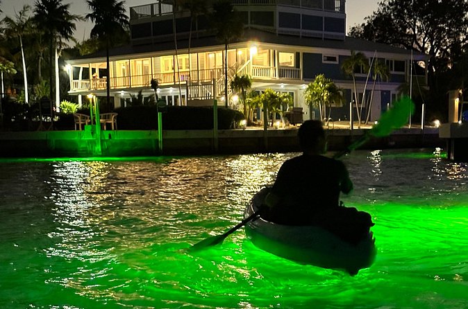 Sunset Kayak Adventure with Enchanting Underwater Lights - The Return Trip: Colored Lights in the Man-Made Canal